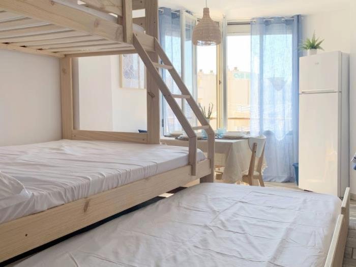 Apartbeach La Brisa Y Frente Playa La Pineda Bagian luar foto