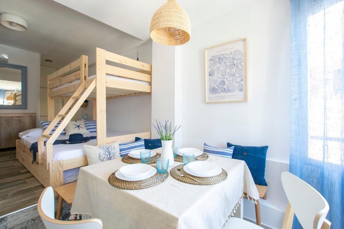 Apartbeach La Brisa Y Frente Playa La Pineda Bagian luar foto